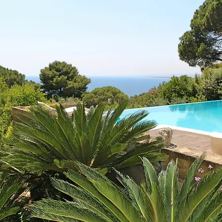 فيلة Cristina Isola Di Capo Rizzuto